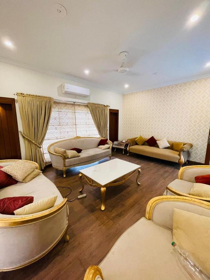 Ivy House Hotel Равалпинди Екстериор снимка