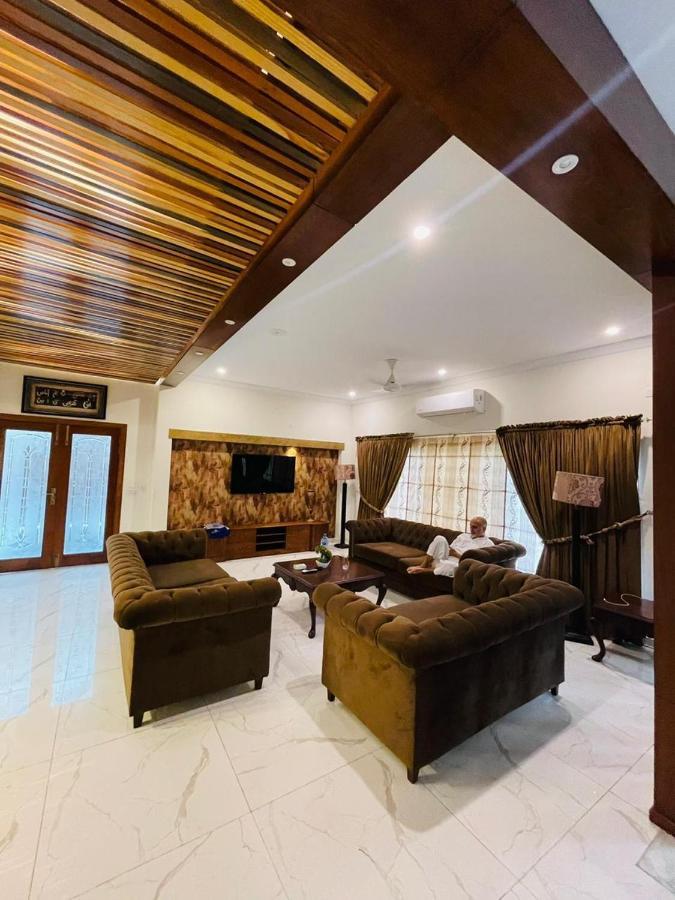 Ivy House Hotel Равалпинди Екстериор снимка
