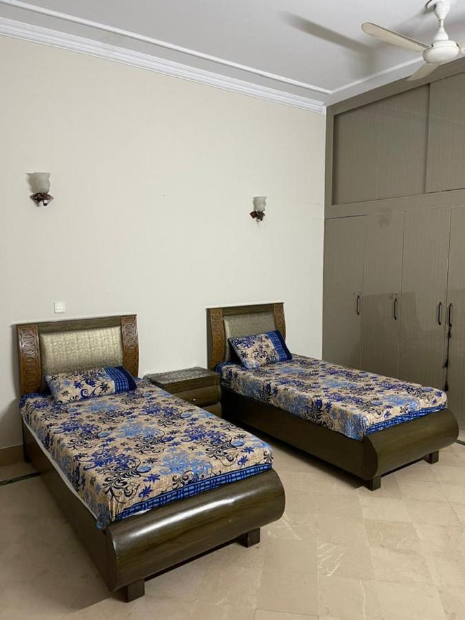 Ivy House Hotel Равалпинди Екстериор снимка